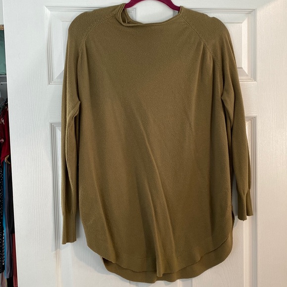 Sweaters - Boutique sweater